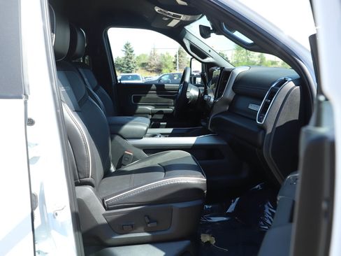Used 2025 RAM 2500 Laramie w/ Night Edition AWD/4WD image 11