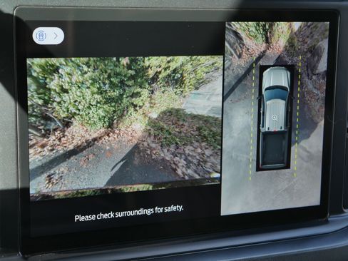 Certified 2024 Ford F350 Limited image 17