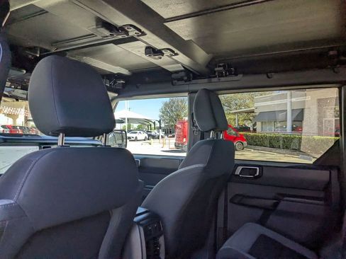 Used 2025 Ford Bronco Big Bend image 24