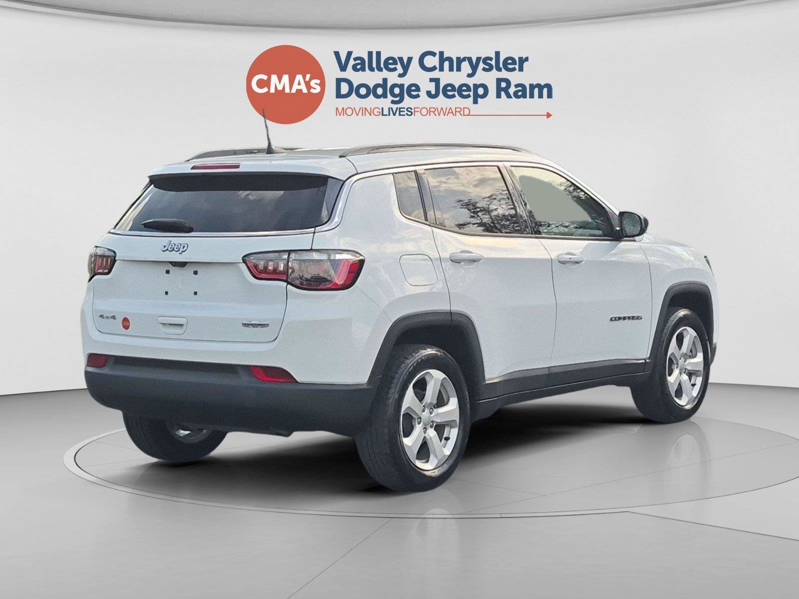 Used 2022 Jeep Compass Latitude AWD/4WD image 5