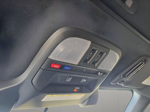 Used 2019 Subaru Impreza 2.0i Sport image 25