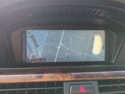 Used 2012 BMW 335i Convertible image 19