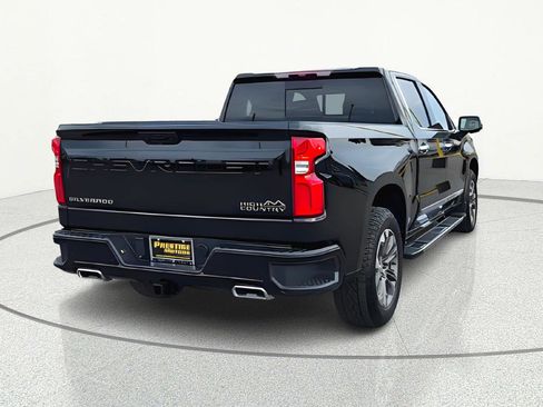 Used 2025 Chevrolet Silverado 1500 High Country AWD/4WD image 7