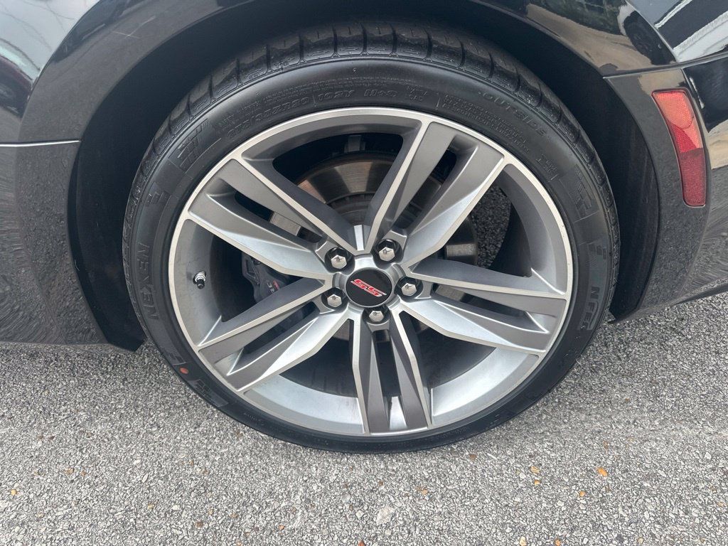 Used 2017 Chevrolet Camaro SS RWD image 7