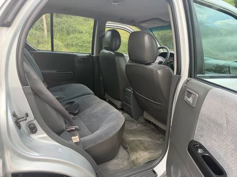 Used 2001 Honda Passport EX image 17