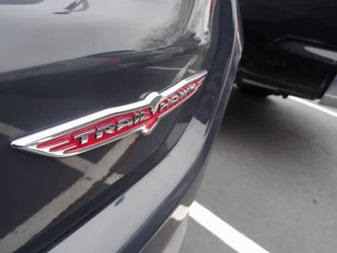 Used 2018 Jeep Compass Trailhawk w/ Navigation Group image 17