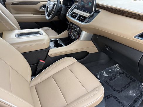 Certified 2023 Chevrolet Tahoe Premier RWD image 13