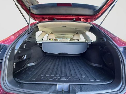 Used 2018 Subaru Outback 2.5i Limited AWD/4WD image 16