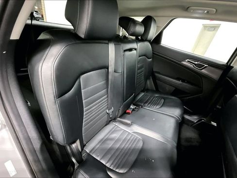 Used 2023 Kia Sportage SX FWD image 33