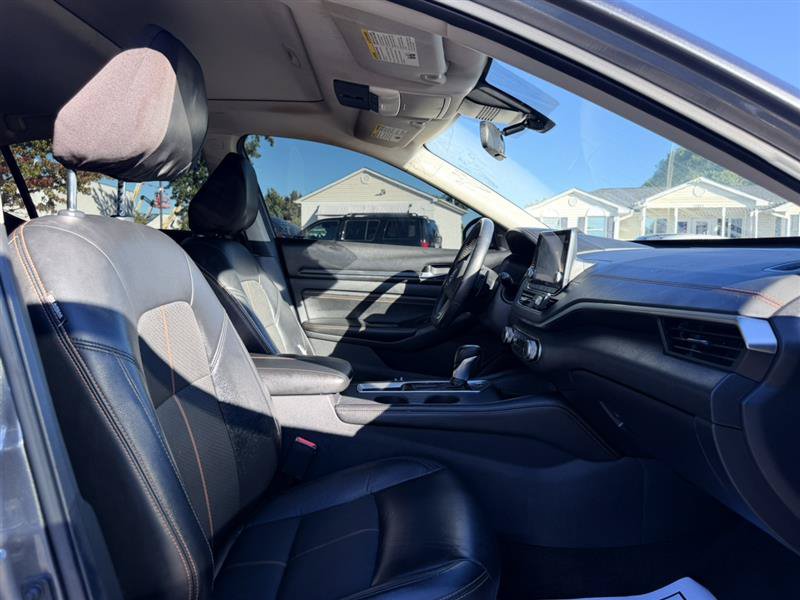 Used 2021 Nissan Altima 2.5 SR w/ SR Premium Package FWD image 20