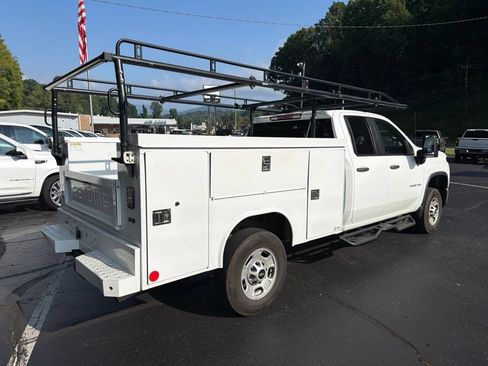 Used 2024 Chevrolet Silverado 2500 W/T w/ WT Convenience Package AWD/4WD image 3