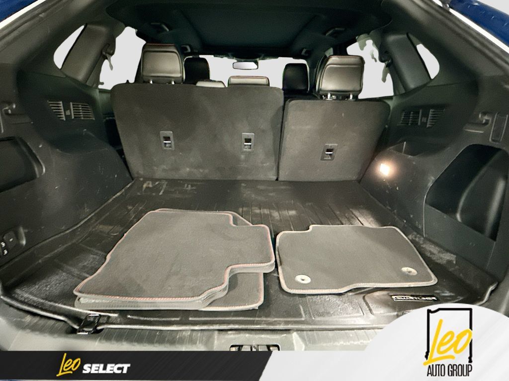 Used 2021 Ford Edge ST-Line FWD image 29