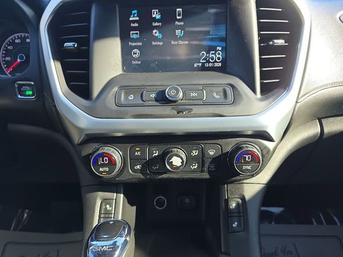 Used 2017 GMC Acadia SLE w/ Driver Alert Package I image 28