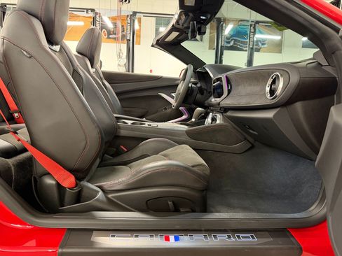 Used 2023 Chevrolet Camaro ZL1 RWD image 31