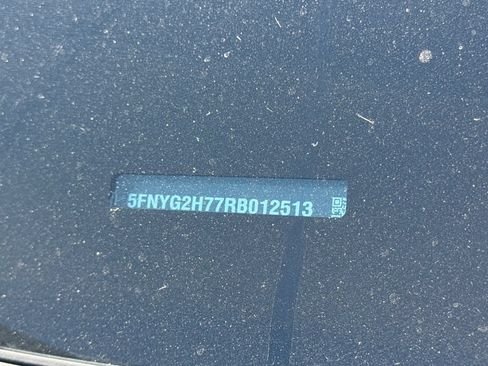 Used 2024 Honda Pilot Touring image 8