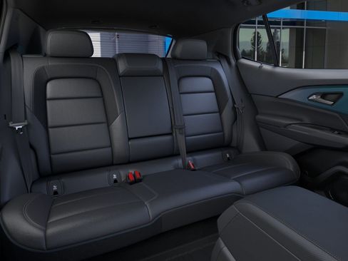 New 2026 Chevrolet Equinox EV LT AWD/4WD image 18