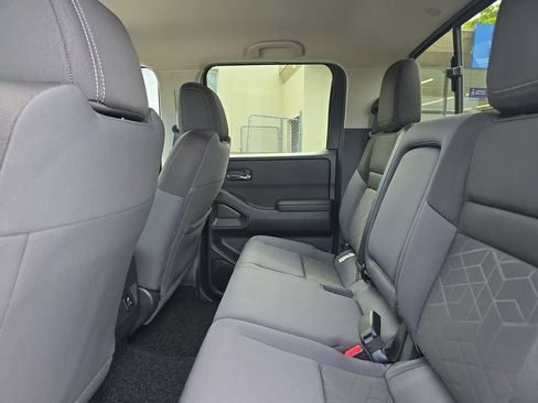 New 2026 Nissan Frontier SV w/ SV Convenience Package AWD/4WD image 15