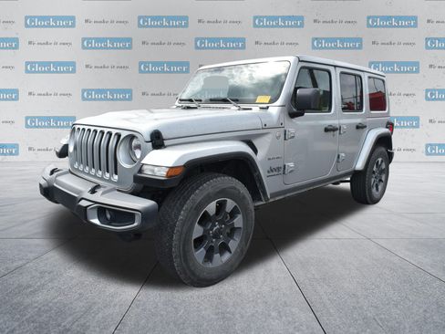 Used 2023 Jeep Wrangler Unlimited Sahara AWD/4WD image 8