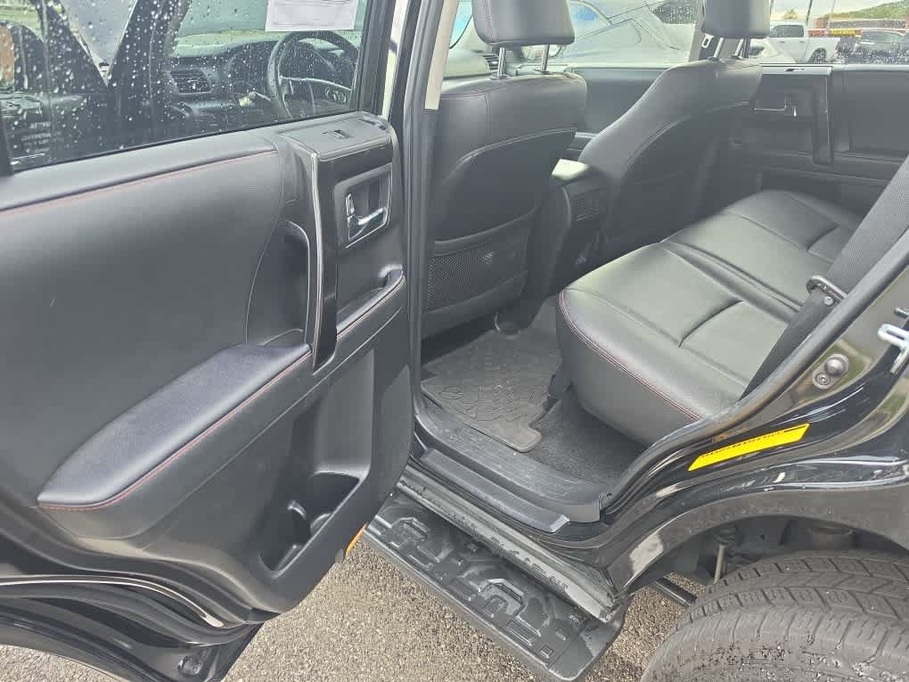 Used 2021 Toyota 4Runner TRD Off-Road Premium w/ Moonroof Package AWD/4WD image 19
