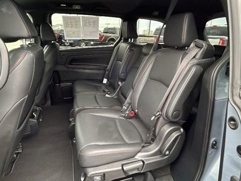 Used 2025 Honda Odyssey Sport-L image 14