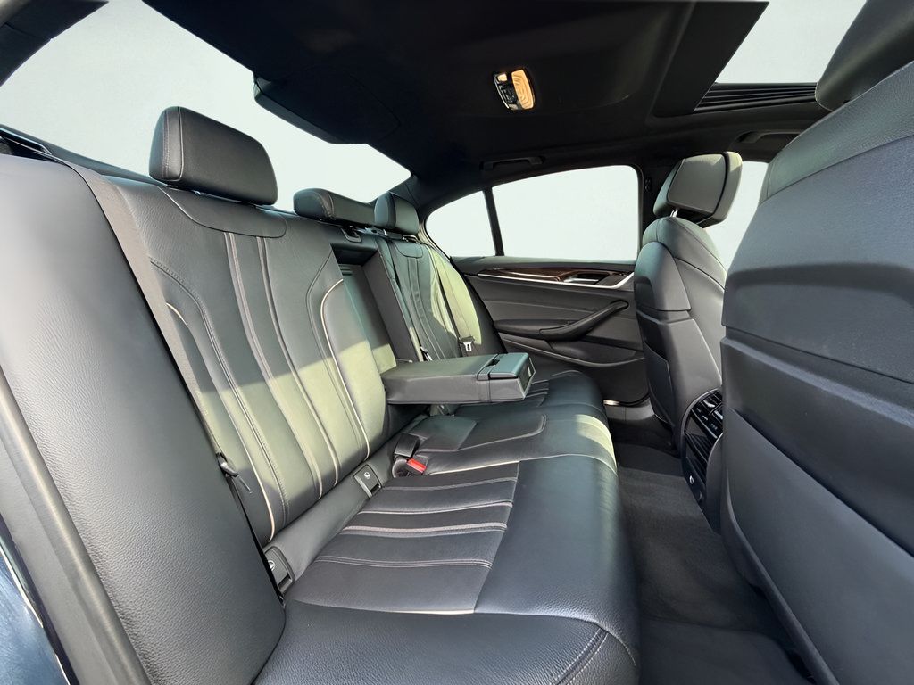 Used 2019 BMW 530i xDrive w/ Luxury Package AWD/4WD image 27