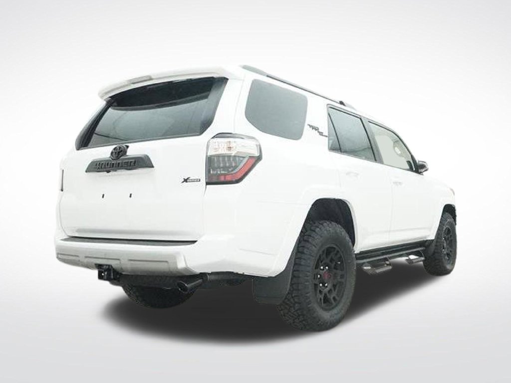 Used 2024 Toyota 4Runner TRD Off-Road Premium w/ Moonroof Package AWD/4WD image 28