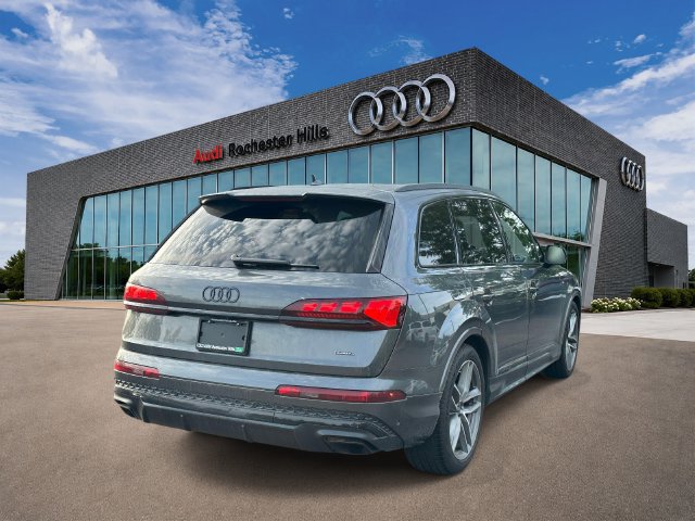 Certified 2026 Audi Q7 3.0T Prestige AWD/4WD image 5