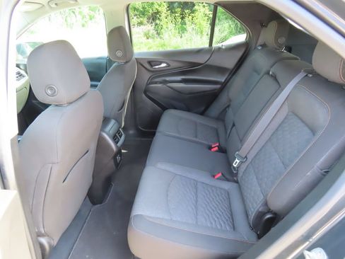Used 2020 Chevrolet Equinox LT FWD image 24