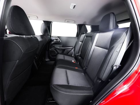 Used 2022 Mitsubishi Outlander ES AWD/4WD image 18