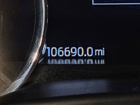 Used 2021 Ford Expedition Max XLT image 30