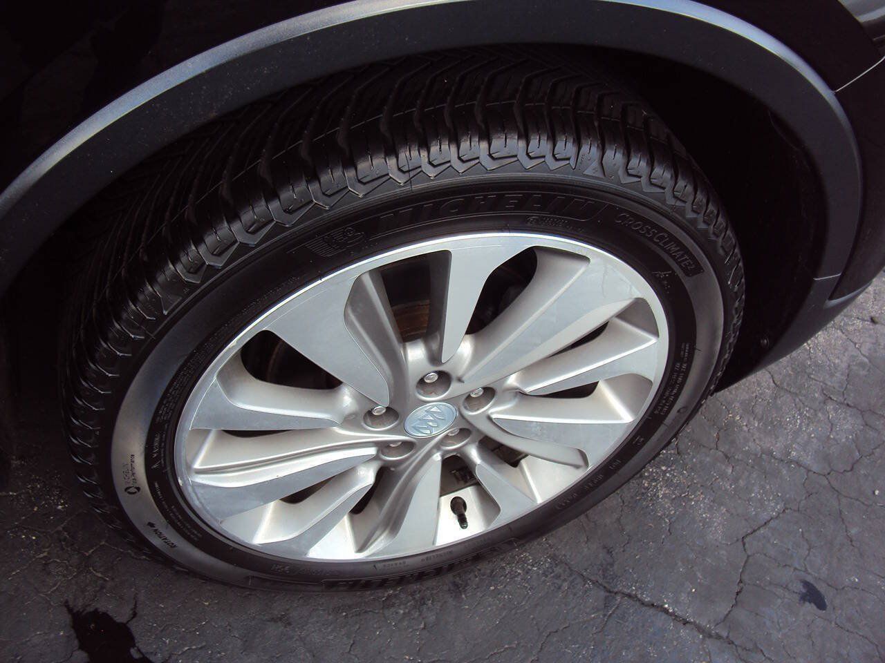 Used 2019 Buick Encore Preferred w/ Safety Package FWD image 14