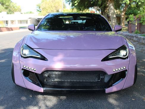 Used 2019 Toyota 86 RWD image 4