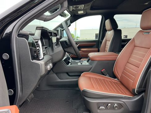 New 2026 GMC Sierra 3500 Denali Ultimate AWD/4WD image 4