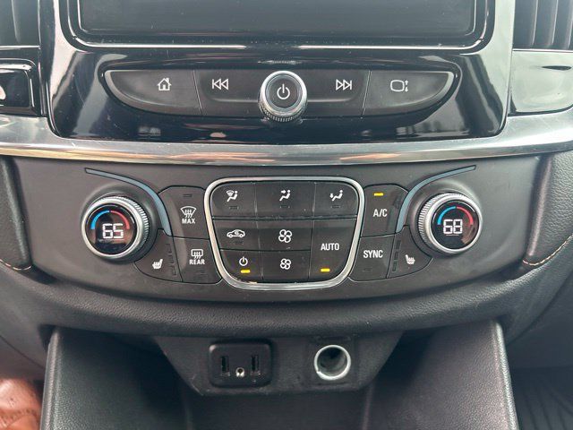 Used 2018 Chevrolet Traverse LT FWD image 11