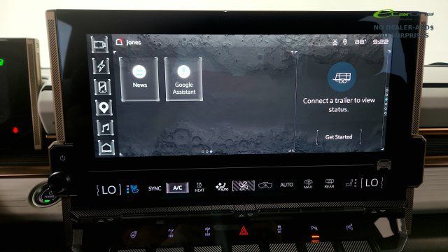 Used 2025 GMC Hummer EV 2X w/ Extreme Off-Road Package AWD/4WD image 65