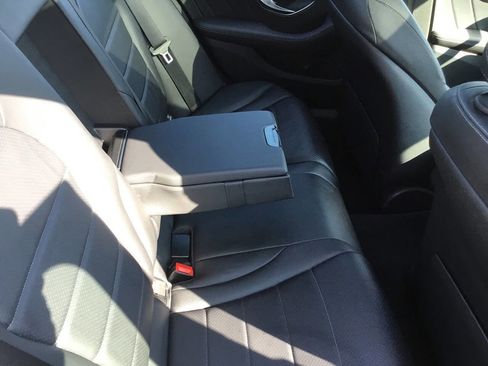 Used 2020 Mercedes-Benz C 300 4MATIC Sedan image 28