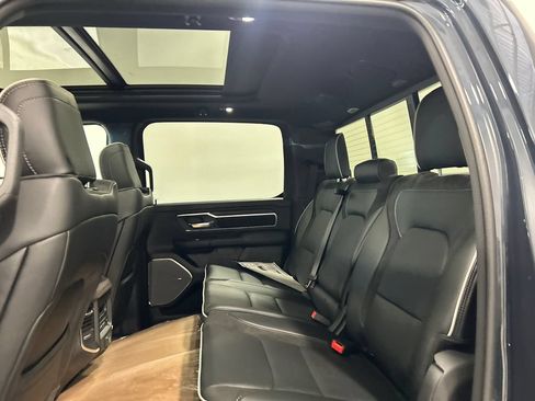 New 2026 RAM 1500 Laramie AWD/4WD image 32