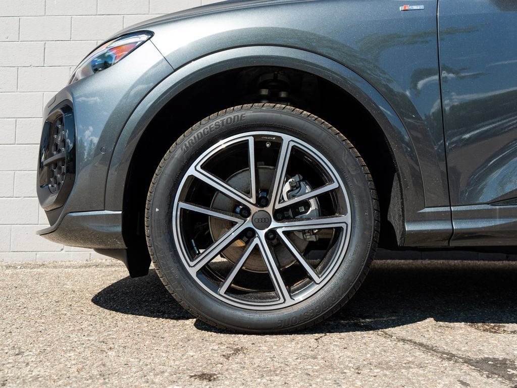 New 2026 Audi Q5 Premium Plus AWD/4WD image 7