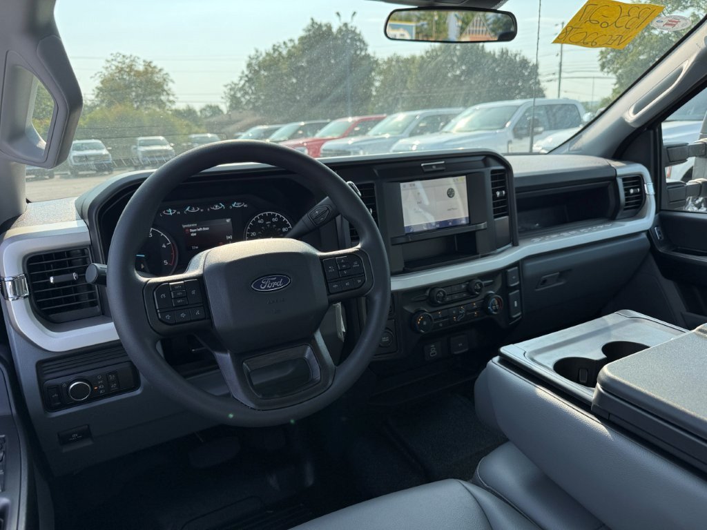New 2027 Ford F350 XL RWD image 16