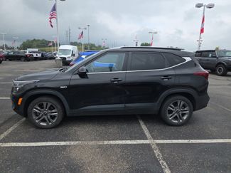 Used 2022 Kia Seltos S video 2