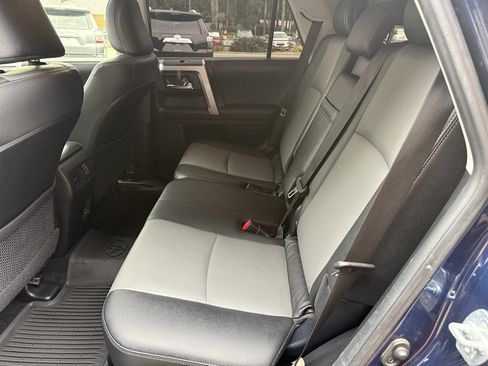 Used 2021 Toyota 4Runner SR5 Premium w/ Moonroof Package AWD/4WD image 24