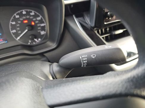 Used 2024 Toyota Corolla LE image 39