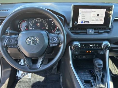Used 2024 Toyota RAV4 XLE image 9
