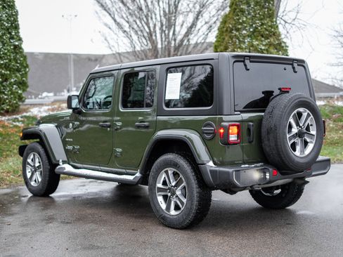 Used 2021 Jeep Wrangler Unlimited Sahara image 7
