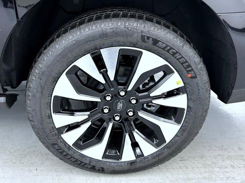 New 2026 Ford Expedition Max Platinum AWD/4WD image 25