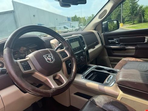 Used 2018 RAM 2500 Longhorn AWD/4WD image 15
