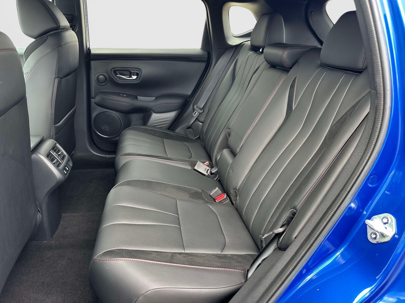 Certified 2025 Acura ADX A-Spec AWD/4WD image 13