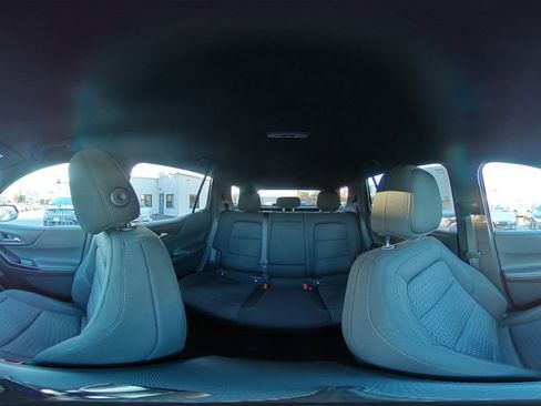 Used 2025 Chevrolet Equinox LT image 41