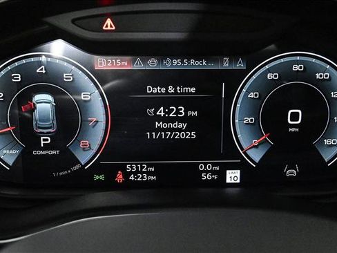 Certified 2025 Audi Q8 Prestige image 11
