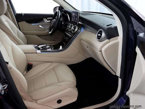 Used 2017 Mercedes-Benz GLC 300 GLC 300 4MATIC SUV w/ Premium 2 Package image 34